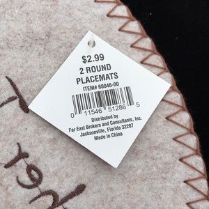 NWT Thanksgiving Setting 4 Placemats 4 Flatware Holders 8 Paper Pie Plates Decor